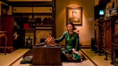 Huyết Quan Âm (The Bold, the Corrupt and the Beautiful)